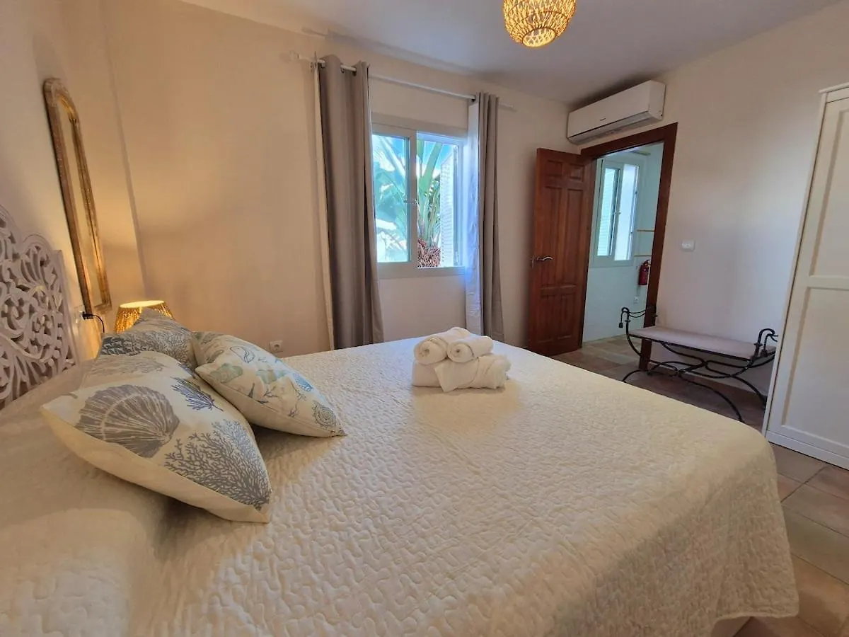 公寓 La Casita Azul Close To The Beach 阿尔姆尼卡 西班牙